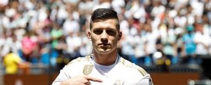 Madrid Ingin Barter Jovic dan Aubameyang, Betis Berharap Pinjam Alena dari Barcelona