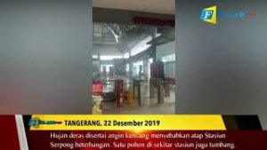 Atap Stasiun Serpong Rusak Diterjang Angin dan Hujan Deras