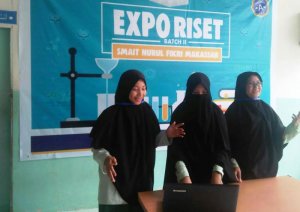 Expo Riset, Murid SMAIT Nurul Fikri Makassar Kenalkan Aplikasi OWL System