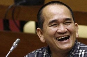 Ruhut Sitompul: Sesama Kadal Gurun Pada Kebakaran Jenggot