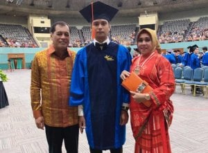 Putra NH yang Mantan Kekasih Prilly Latuconsina Wisuda di Binus Jakarta