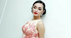 Zaskia Gotik: Aku Masih Pantas Bahagia Kan Ya Allah?