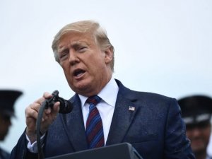 Dihujani Rudal Fateh-313 Iran, Donald Trump Siap Damai