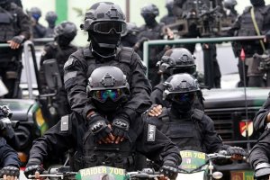 Pasukan Raider 700 Gladi Sertijab Pangdam XIV/ Hasanuddin
