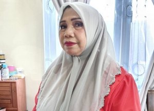 Dikukuhkan Jadi Guru Besar UMI, Prof Niniek dengan Segudang Prestasi