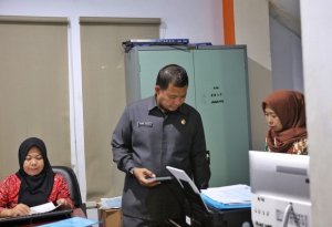Iqbal Suhaeb Pastikan Pelayanan Dukcapil Normal