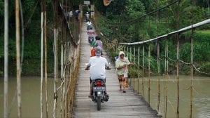 Jembatan Gantung Putus, 4 Tewas dan 6 Hilang