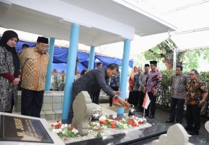 Peringati HUT ke-73 BPK RI, Iqbal Suhaeb Ziarah ke Makam M Jusuf