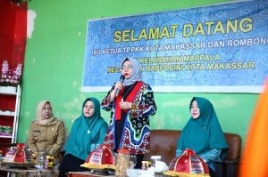 Ketua TP PKK Kota Makassar Monitoring Pembinaan Dasawisma di Kecamatan Rappocini