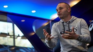 Iniesta: Cepat atau Lambat Xavi Akan Latih Barcelona