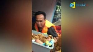 Video Evakuasi Bayi yang Menjadi Korban Banjir