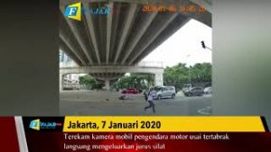 Usai Tertabrak, Pengendara ini Mengeluarkan Jurus Silatnya
