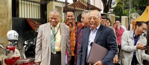 Tim Hukum PDIP dan Pengacara Datangi Kantor KPU, Ada Apa?
