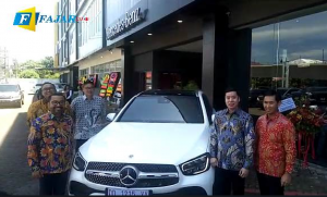 Gandeng Kumala, Mercedes-Benz KembaIi Hadir di Kota Makassar
