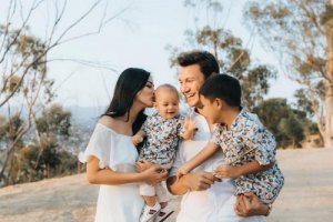 Punya Usaha Untung Dikit, Jual ke Asing