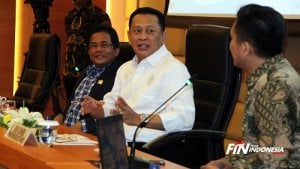 Mahfud MD Usul Kewenangan Polsek Dikurangi, Bamsoet Butuh Penjelasan