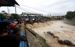 Hujan Guyur Bogor, Air di Bendung Katulampa Naik Lagi