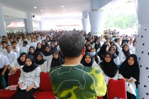 Bukan PNS, Nurdin Abdullah Sarankan Generasi Milenial Geluti Profesi Ini