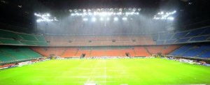 Tak Senang Main di San Siro, Valencia Protes ke UEFA