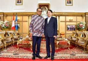 Virus Corona Merebak,  Gubernur  Imbau  Warga Sulsel Tunda Keluar Negeri