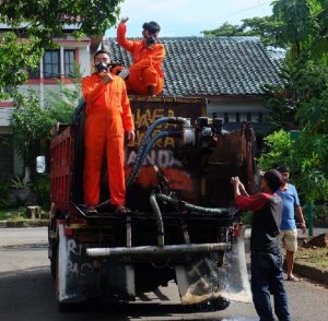 Cegah Covid-19, Kawasan Bukit Baruga dan Bugis Waterpark Disemprot Disinfektan