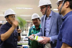 Wamentan Belanda dan Dirjen Hortikuktura Kunjungi EWINDO, Dorong Kualitas Benih Nasional