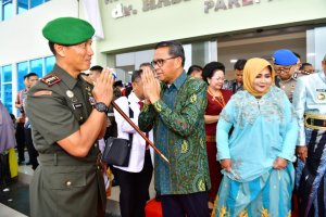 Nurdin Abdullah Mulai Sosialisasikan Salam “Anti Corona”