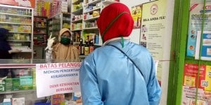 Apotek Mulai Kesulitan Sediakan Alkohol dan Multivitamin, Harga Melonjak