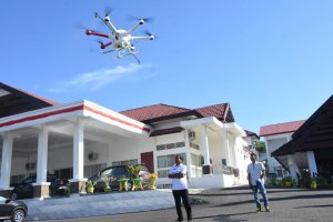 Soppeng Semprot Disinfektan Pakai Drone