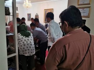 Berduka, Jokowi Minta Menteri Fokus Bekerja