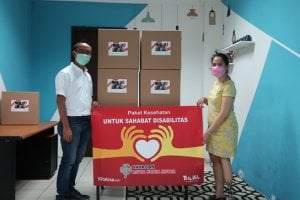 Yayasan AHM Beri Bantuan Paket Sembako dan Higienitas ke Disabilitas