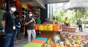 Peduli Mahasiswa Rantau, FTI UMI Gulirkan Program Grebek Mahasiswa di Kosan