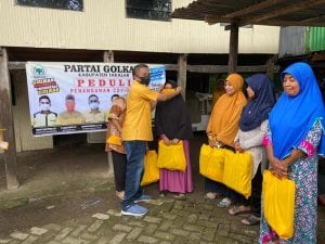 Bantu Warga Cegah Covid-19, Ketua Golkar Takalar Fachruddin Rangga Keliling Kecamatan