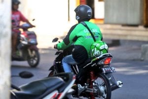Penerapan PSBB Makassar, Gojek dan Grab Hilangkan Fitur Pengaturan Penumpang