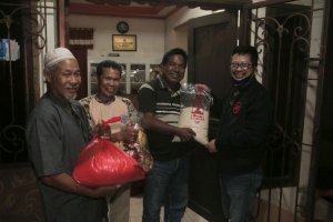 None Bagi Sembako di 14 Kecamatan