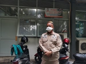 Bukan Distancing, 7 Orang Tetap Beroperasi di Panti Pijat