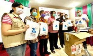 Iqbal Suhaeb Terima Bantuan APD dan Face Cell