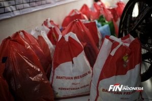 Jokowi Bagi-bagi Sembako, Arief Poyuono: Ini Baru Pemimpin yang Top Markotop