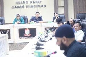 Satu Paket Sembako Rp620 Ribu, DPRD Makassar Pertanyakan Rincian Anggaran
