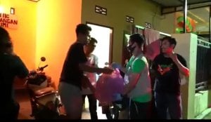 Peduli Nasib Mahasiwa Perantau, FTI UMI Kembali Bagikan Sembako