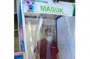 FT UNM Makassar Produksi Massal Tenda Sterilisasi