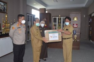Dukung Penanganan Covid-19 Sidrap, PT Whyka Sumbang 15 Ribu Masker