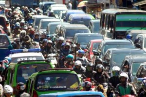 Larang Mudik, Aktivitas Kendaraan Penumpang dari dan ke Makassar Distop