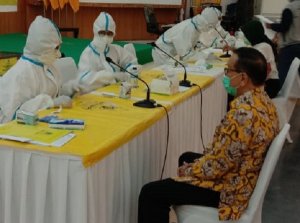 Lawan Covid-19, Jajaran DPP Golkar Ikut Rapid Test