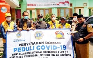 Lions Club International District 307 B2 Indonesia Serahkan Donasi ke Satgas Covid-19 Makassar