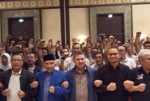 PAN Copot Mulfachri Harahab sebagai Wakil Ketua Komisi III DPR