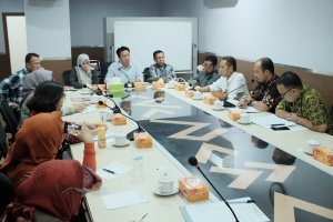 DPRD Makassar Raker Bersama Tiga Direksi Perusda, Bahasa Ini
