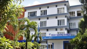 Diduga Imbas Pendirian Posko Covid-19, RS Rujukan di Makassar Dilempari OTK