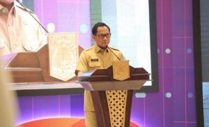 Jokowi Perintahkan Tito Karnavian Tegur Kepala Daerah