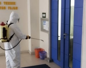 Antisipasi Covid-19, Unifa Semprot Disinfektan Seluruh Fasilitas Kampus